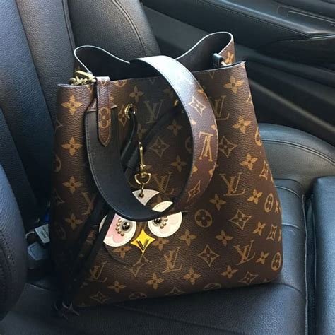 knockoff louis vuitton handbags outlet.